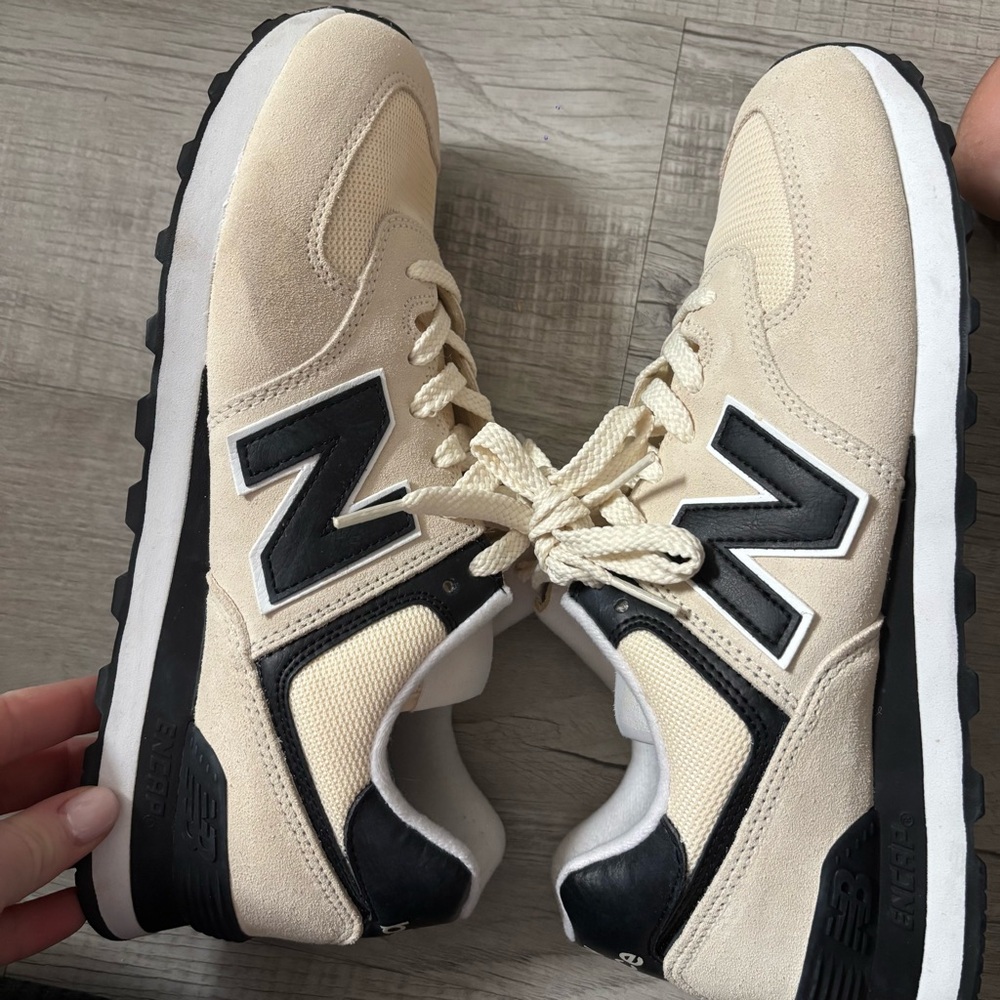 Women’s New Balance 574 Sneakers - Picture 4 of 8